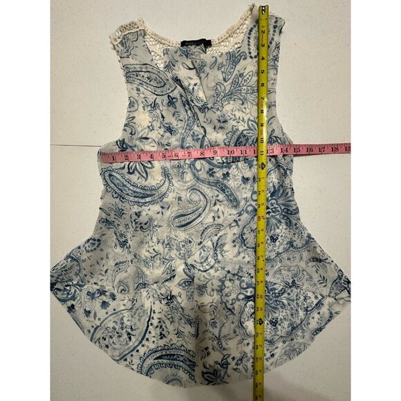 BCBG Maxazria Fashion Vest Cardigan Blue & White Paisley‎ Floral Lace Back S / M - Picture 6 of 6